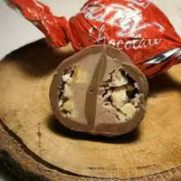 شکلات کاکائویی پلنتی قرمز 