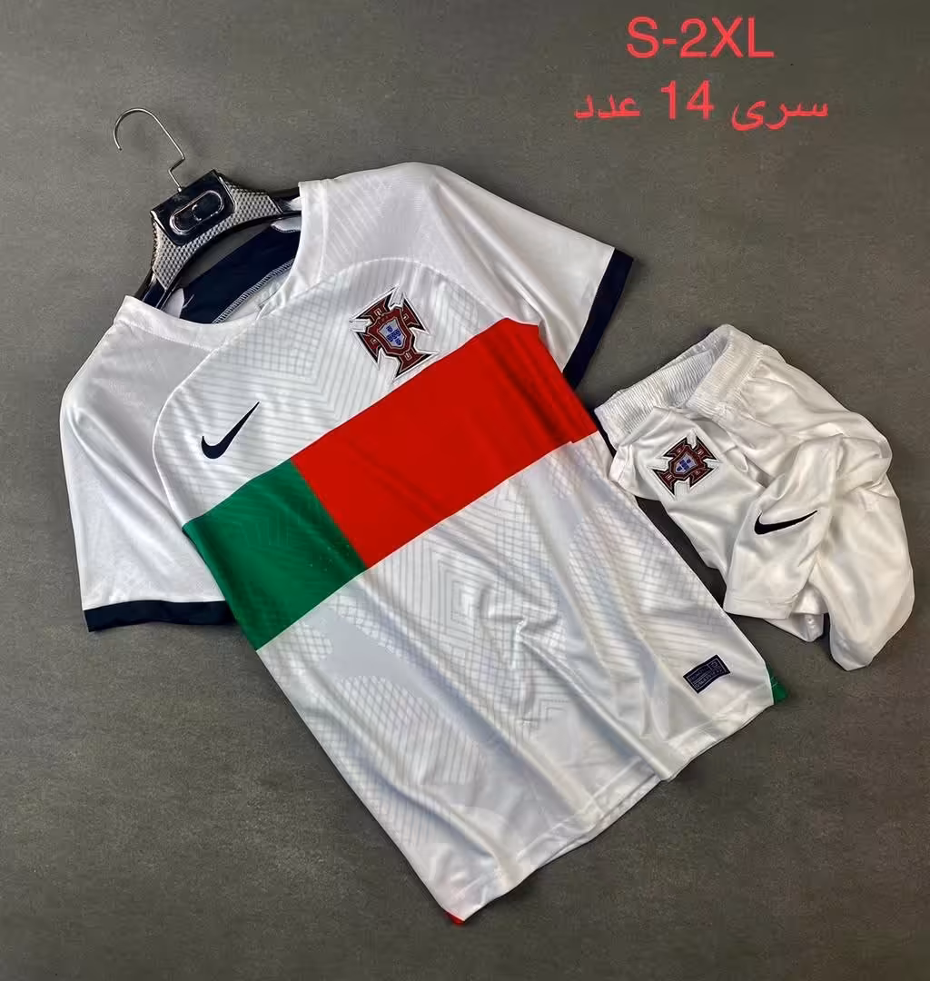 کیت دوم تیم ملی پرتغال (پیراهن شورت) ورژن هواداری جام جهانی 2022 قطر