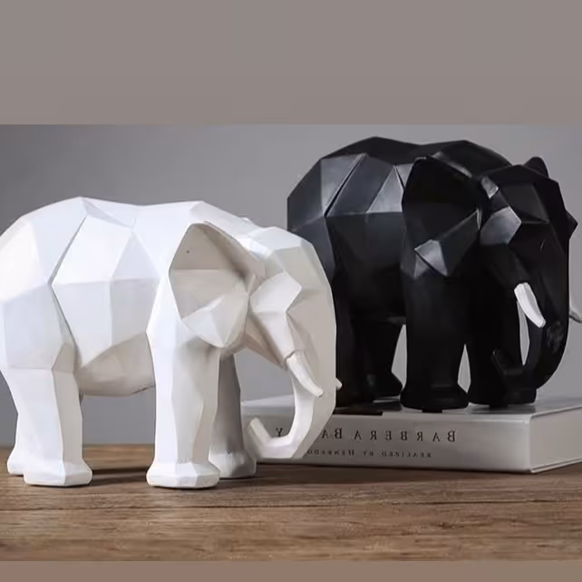 مجسمه فیل چند وجهی.سه رنگ نقره ای طلایی مشکی جنس پلی استر
