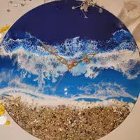 ساعت دیواری رزینی طرح دریا با موتور آرام گرد قطر 50 سانت