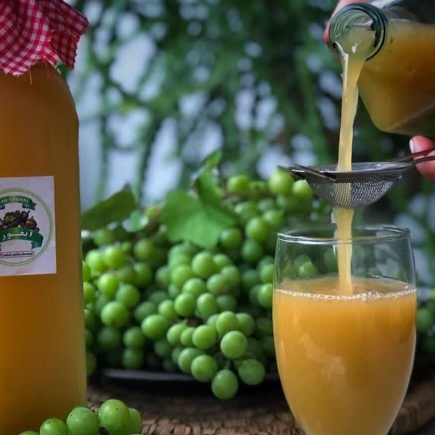 ابغوره عسگری یک و نیم لیتری با طعمی عالی و بی نظیر  بدون ذره تلخی 