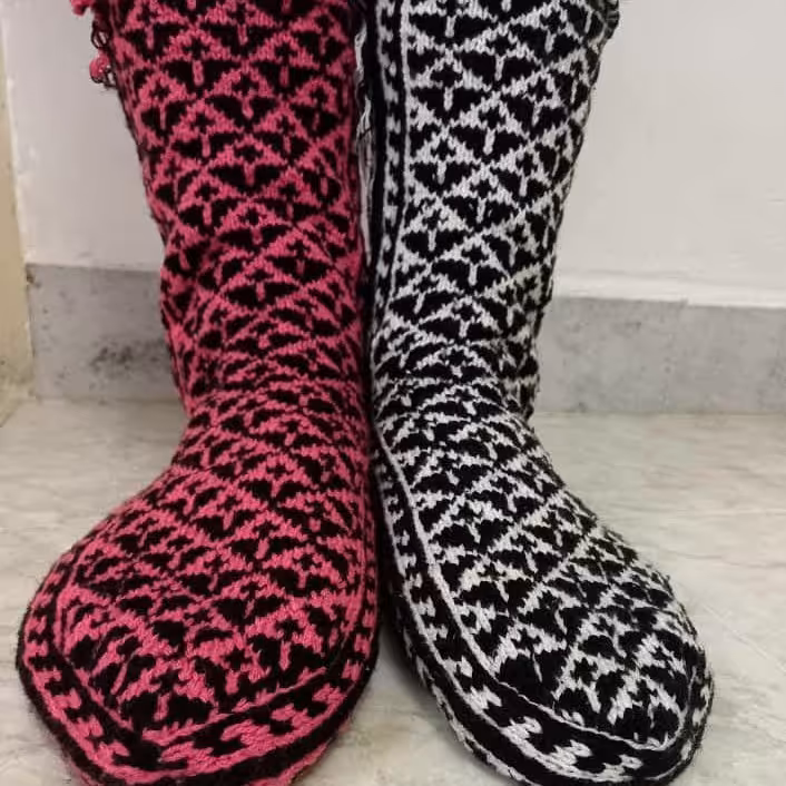 جوراب دستباف