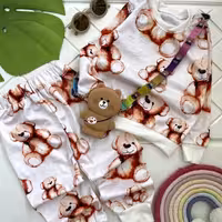 بلوز شلوار  اسپرت مخمل طرح تدی مناسب 2 تا 11 سال