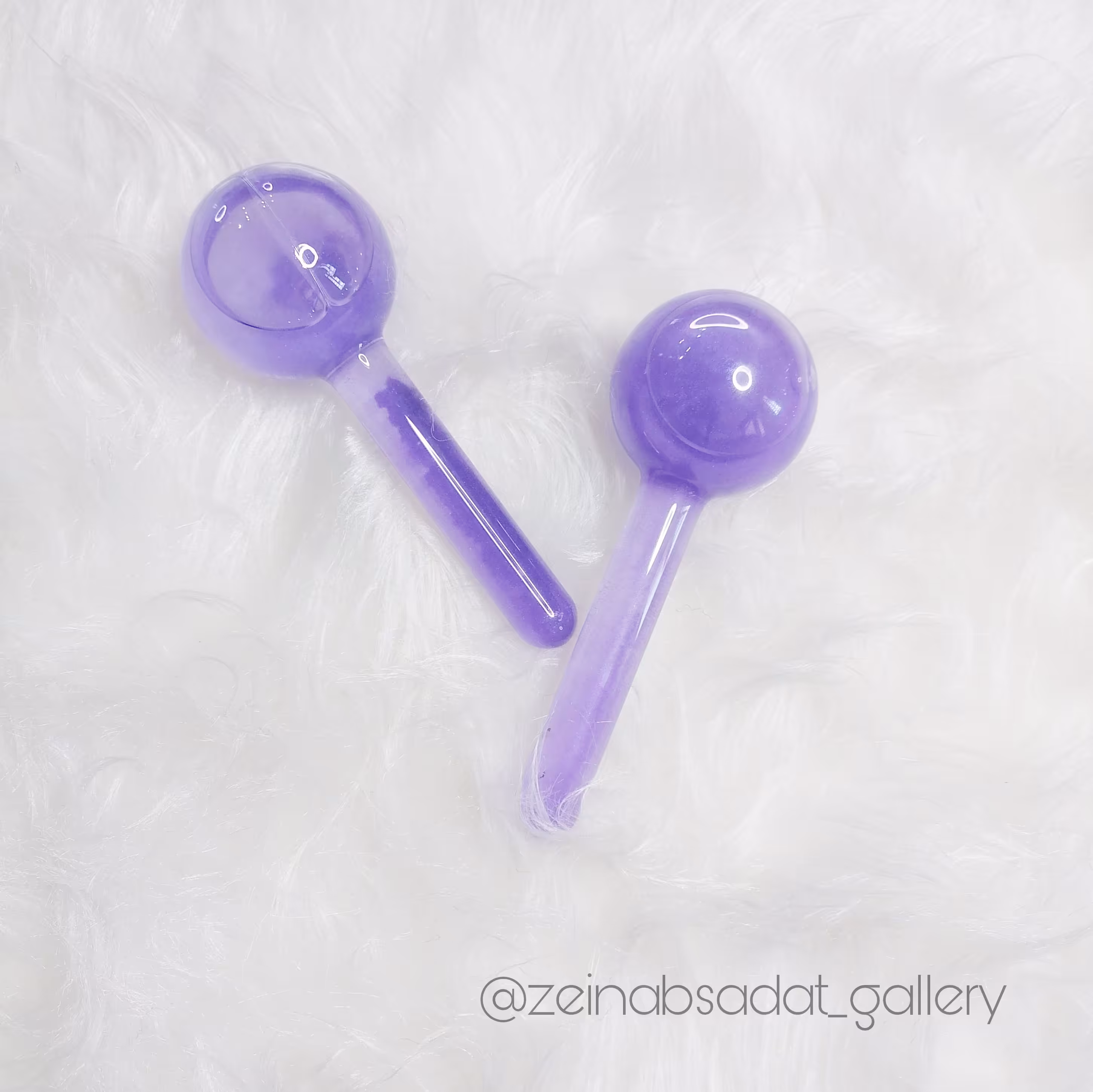 ماساژور گوی یخی یا ایس گلوب