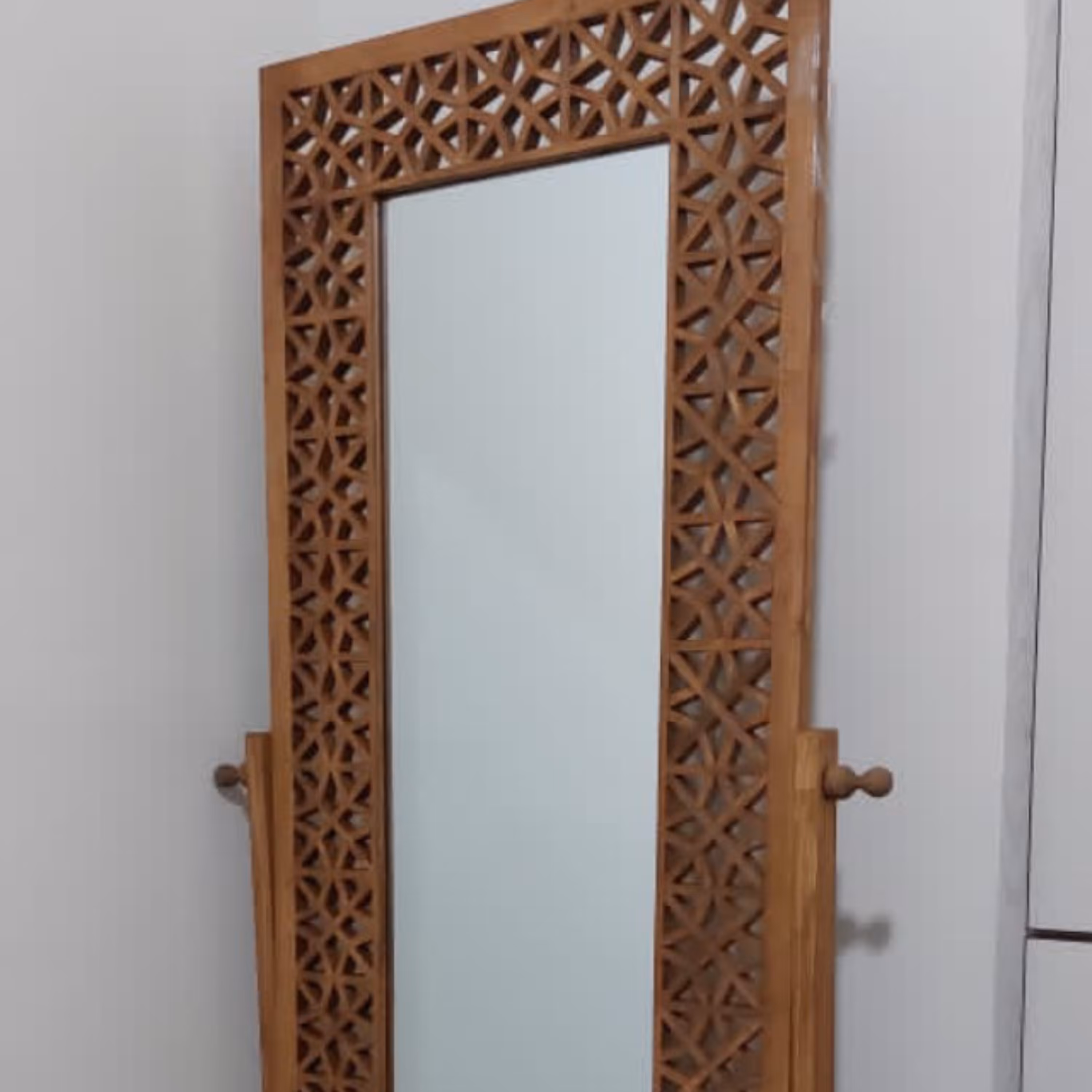 آینه و کنسول