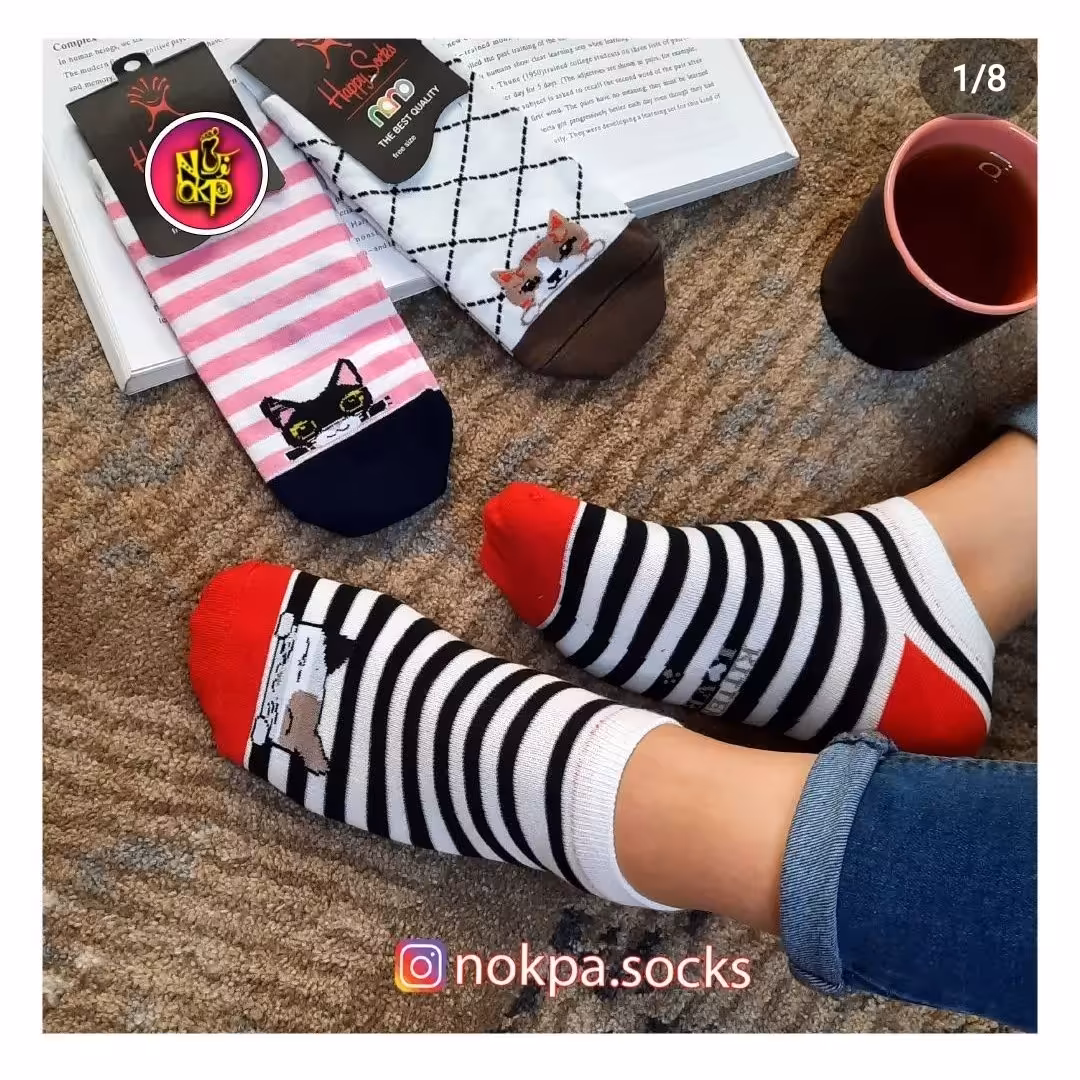 جوراب طرح گربه قرمز رنگ جنس نخ