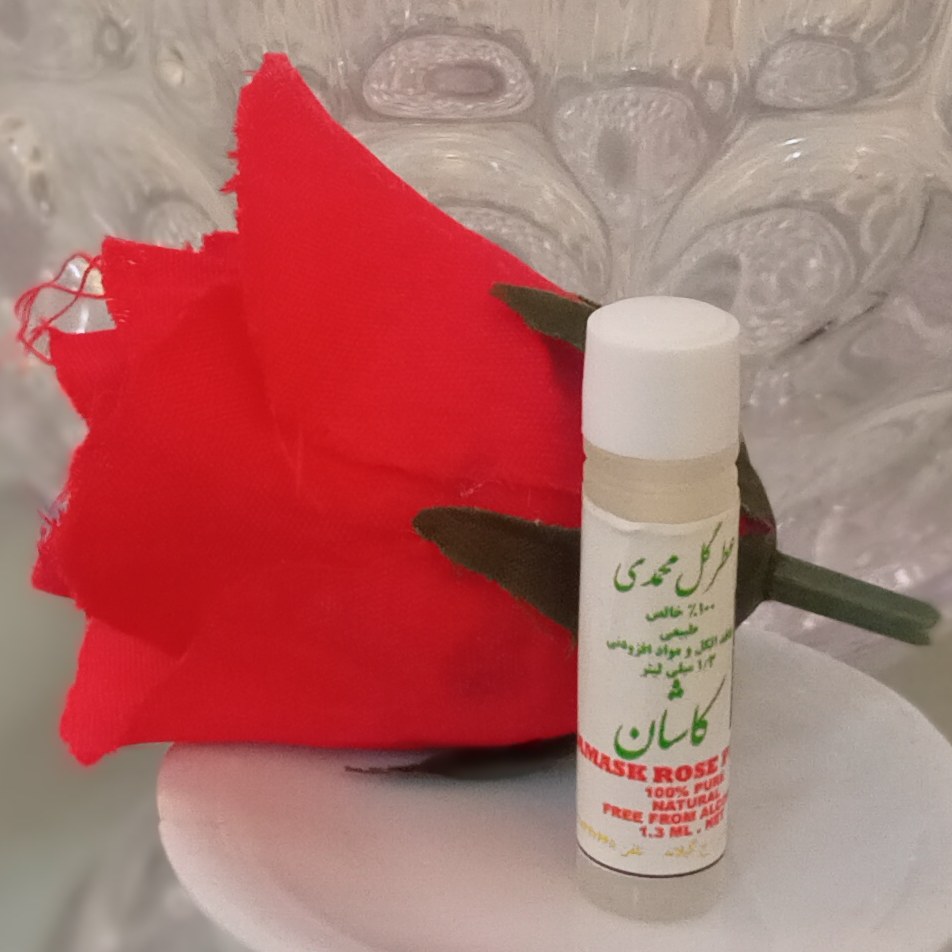 عطر گل محمدی کاشان طبیعی