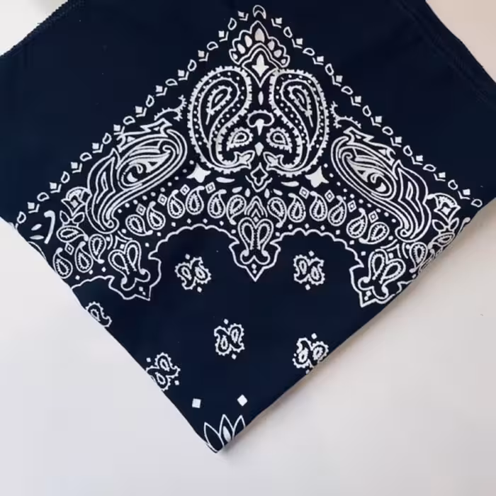 دستمال سر( باندانا) بته جقه مشکی 1