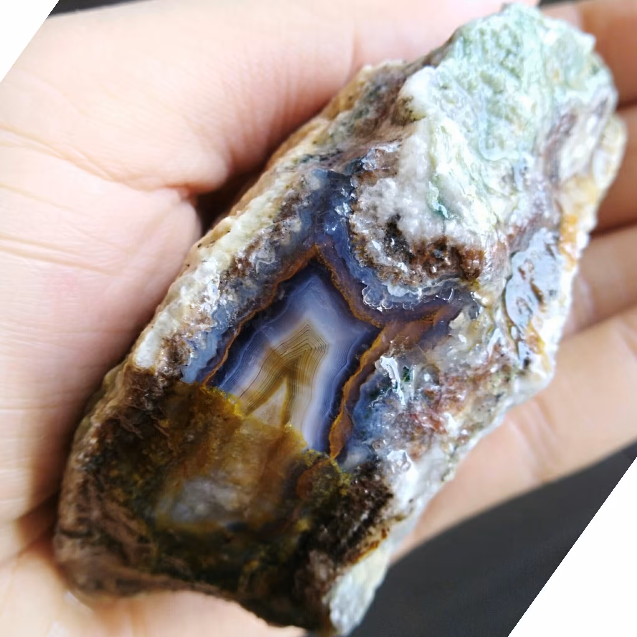 سنگ راف عقیق رنگی محشررر شاهکار خلقت 100درصد طبیعی