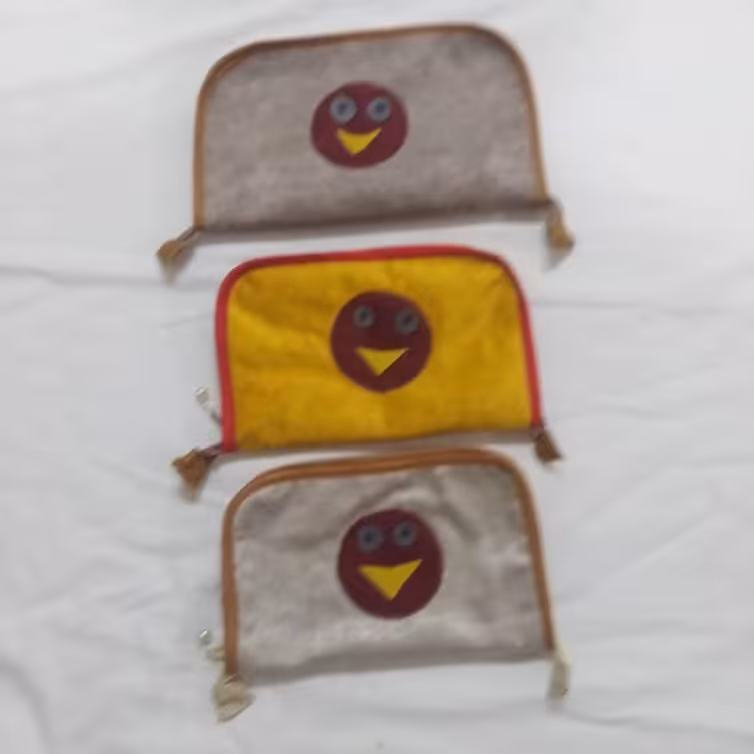 جامدادی کتابی