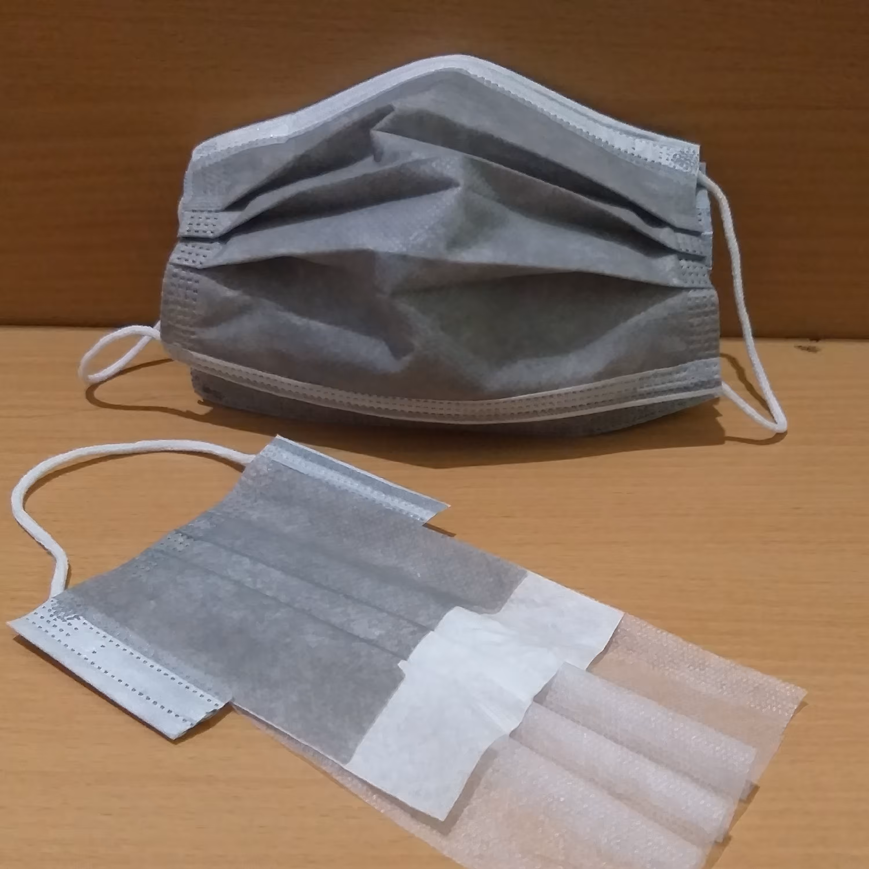 پک50عددی ماسک سه لایه طوسی پشت سفید