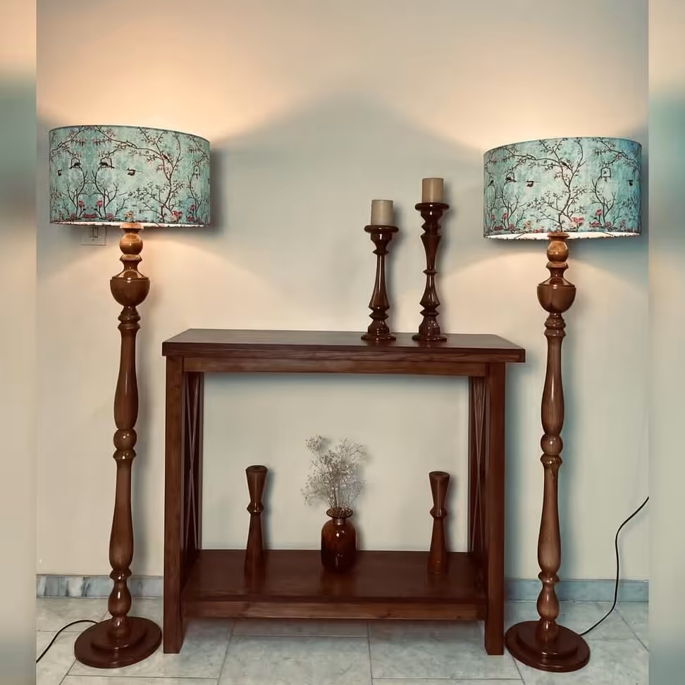 کنسول دکوری رنگ قهوه ای تیره پوشش سیلرکیلر ضد آب