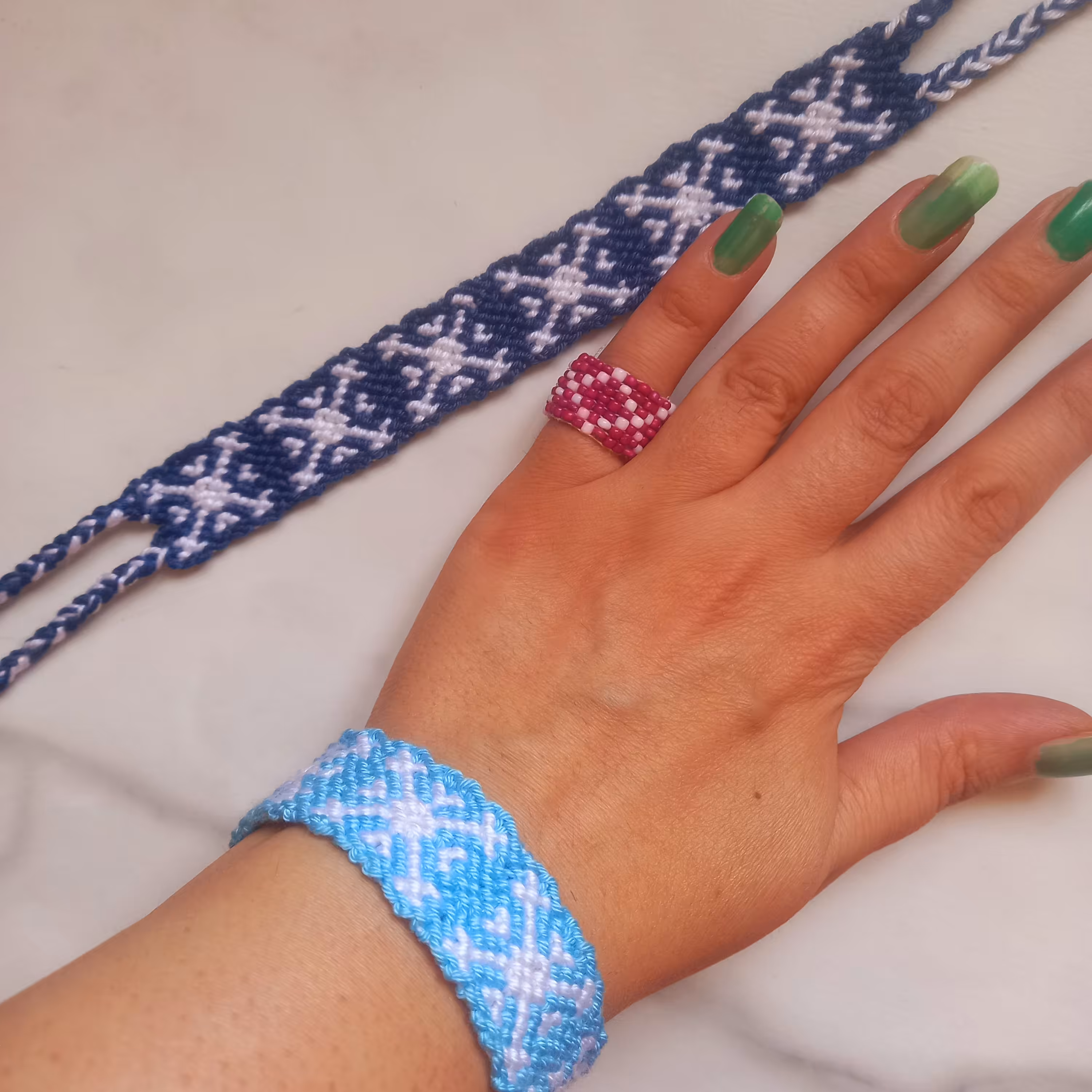 دستبند دوستی طرح کریستال برف بسیار شیک و زیبا مخصوص مشکل پسندان