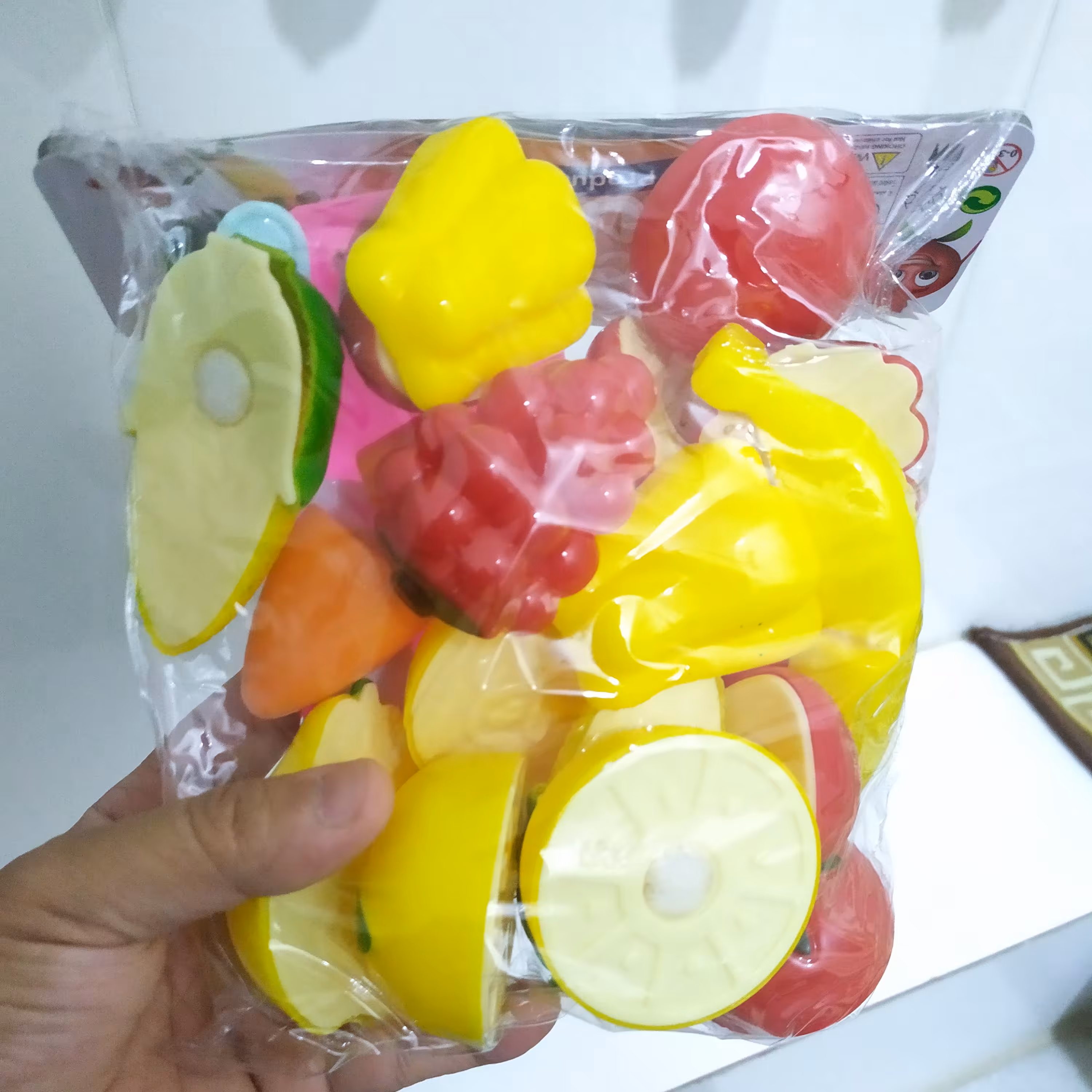 اسباب بازی میوه های برشی