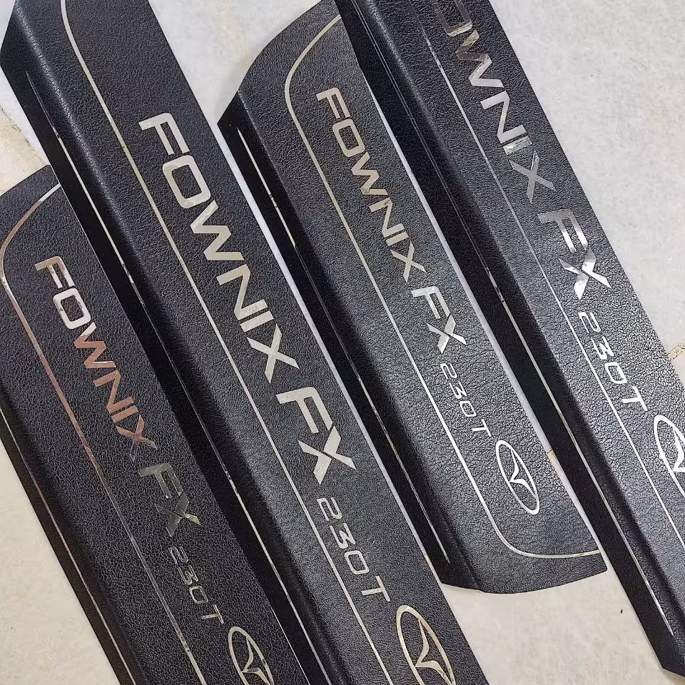 پا رکابی طرح چرم مناسب برای فونیکس FX