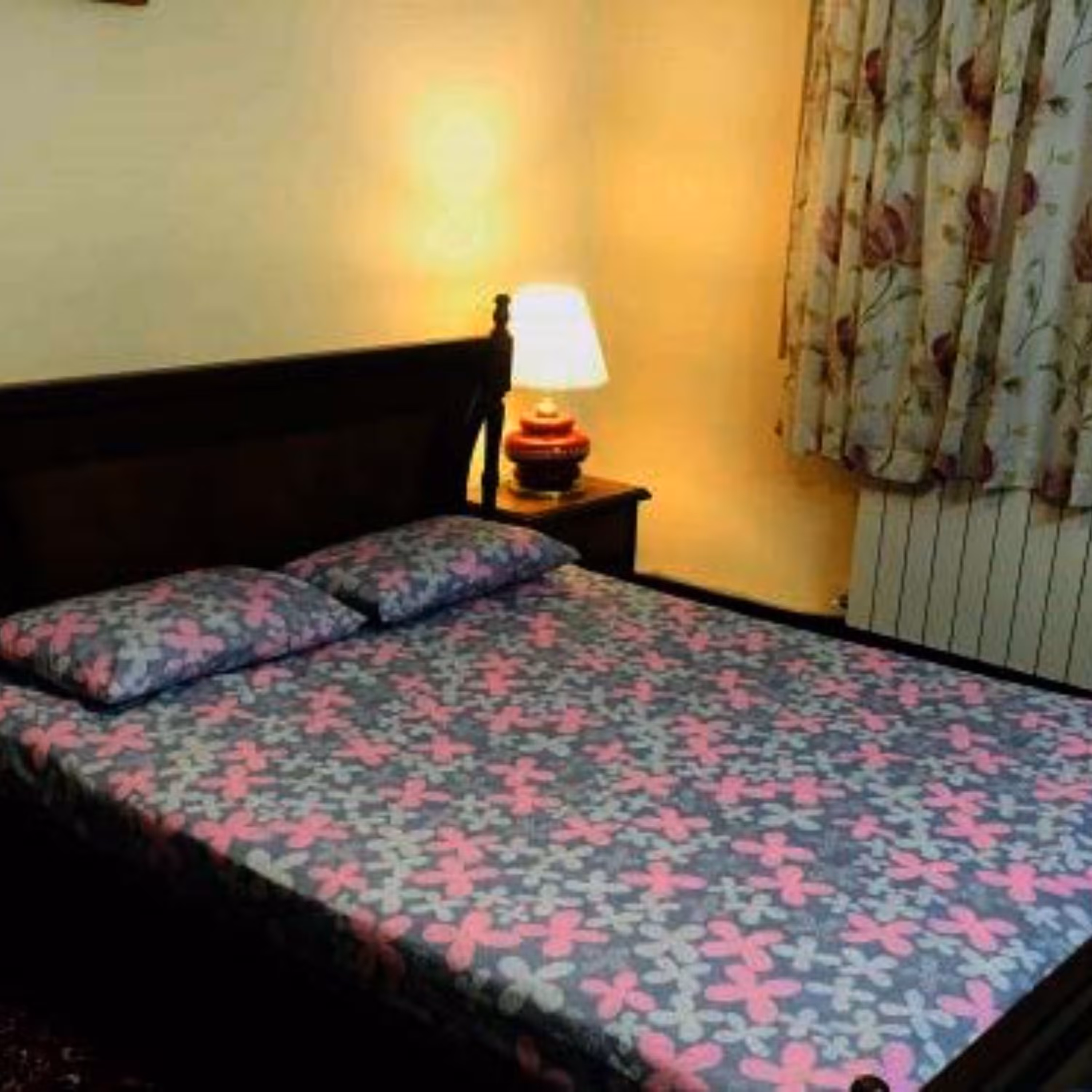 روتختی کشدار تخت دونفره عرض160 طرح ترک مدل گلرو (رنگ طوسی)