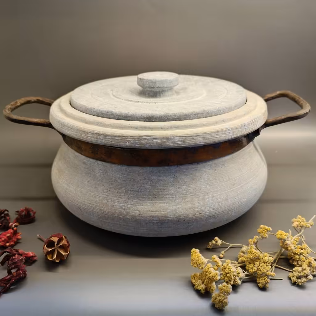 دیگ طرح گرد ساده دو دسته فلزی