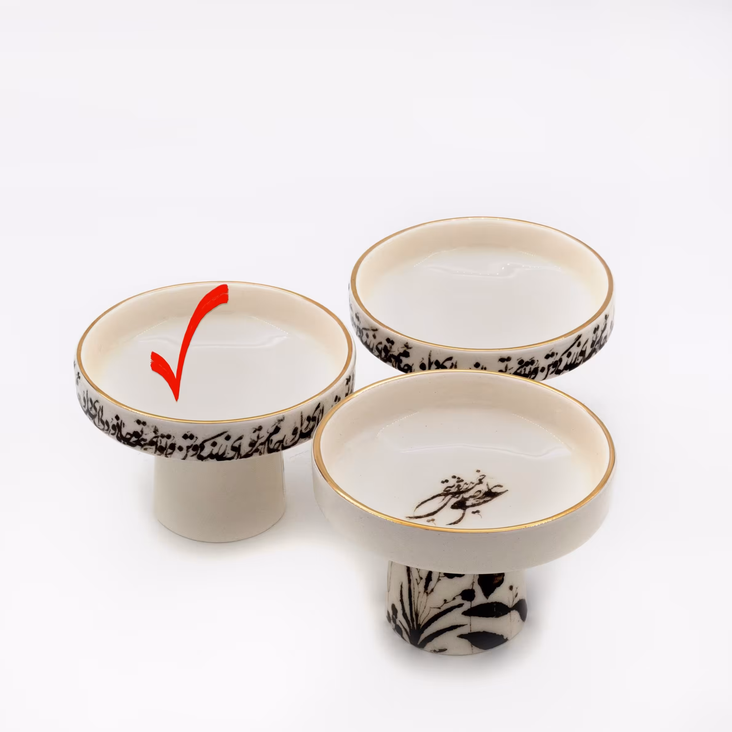 آجیل خوری سرامیک لب طلایی 15