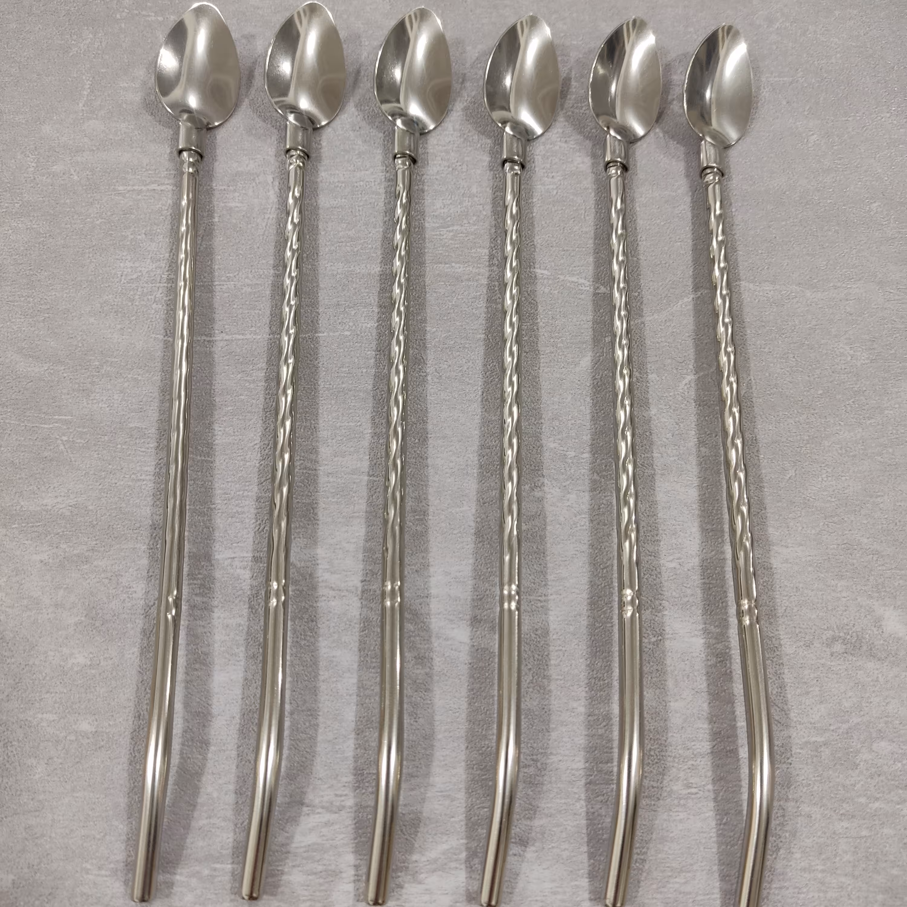 قاشق نی دار شربت خوری و نوشیدنی طرح پیچی 6عددی استیل 