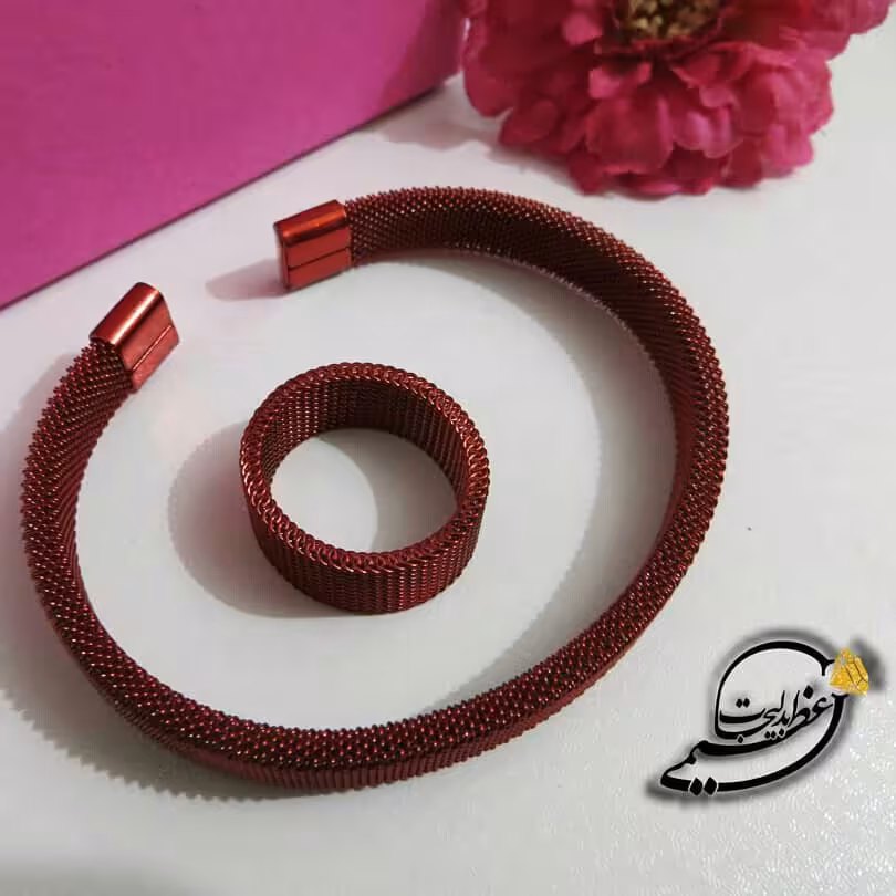 ست دستبند و انگشتر استیل درجه یک روکش بسیار مقاوم اسپرت با رنگ قرمز
