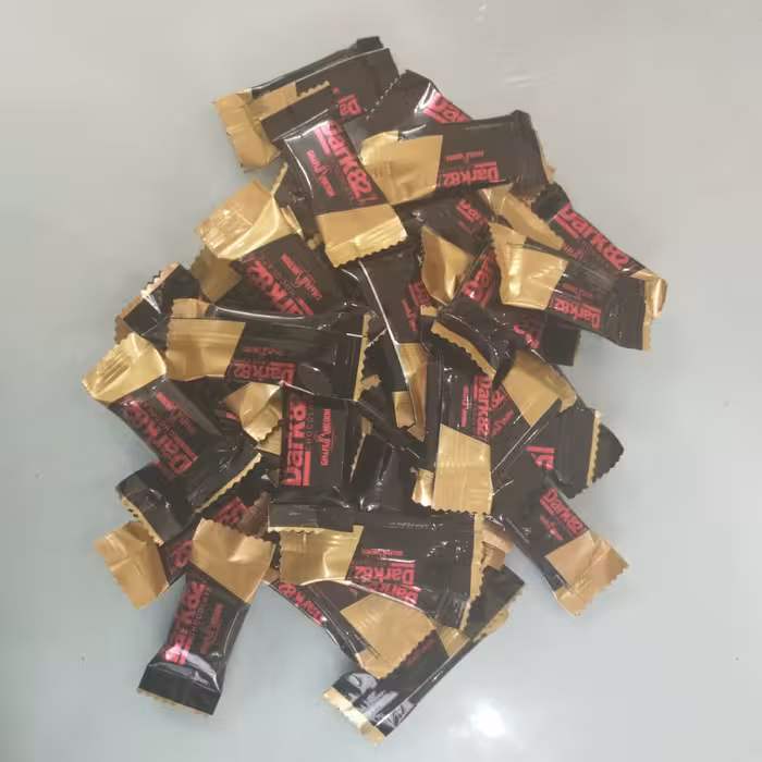 شکلات تلخ 82 درصد 4گرمی قافلانکوه یک کیلویی 