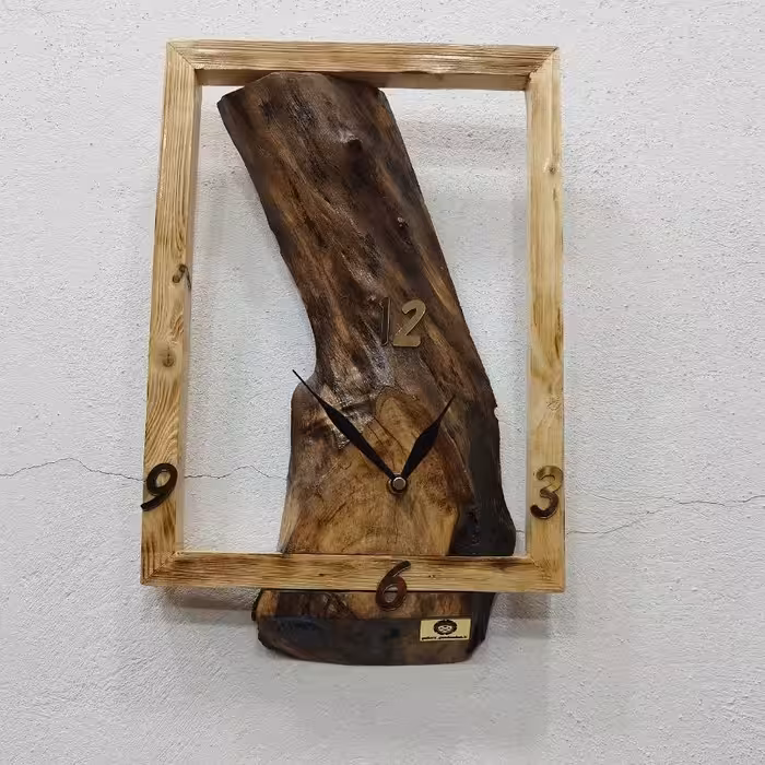 ساعت دیواری چوبی روستیک