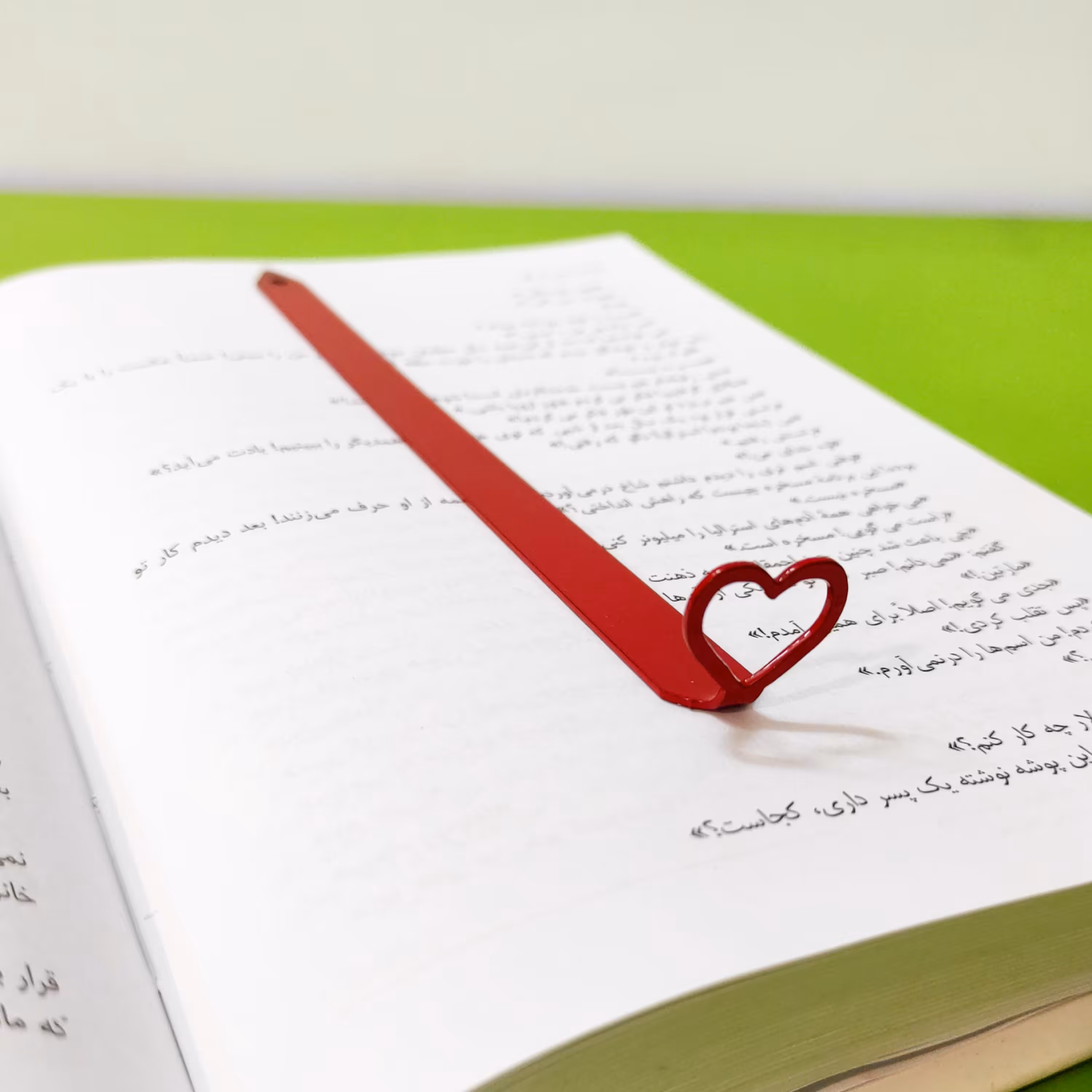 نشانگر کتاب و بوک مارک طرح قلب