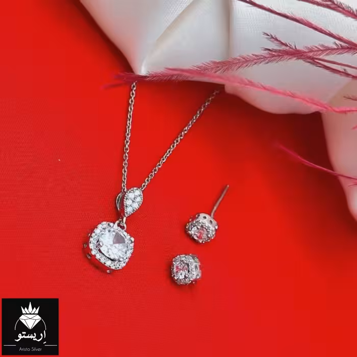 نیمست نقره میکرو  تک تاش(بازنجیر) عیار 925 و آبکاری طلاسفید همراه با فاکتور و ارسال رایگان