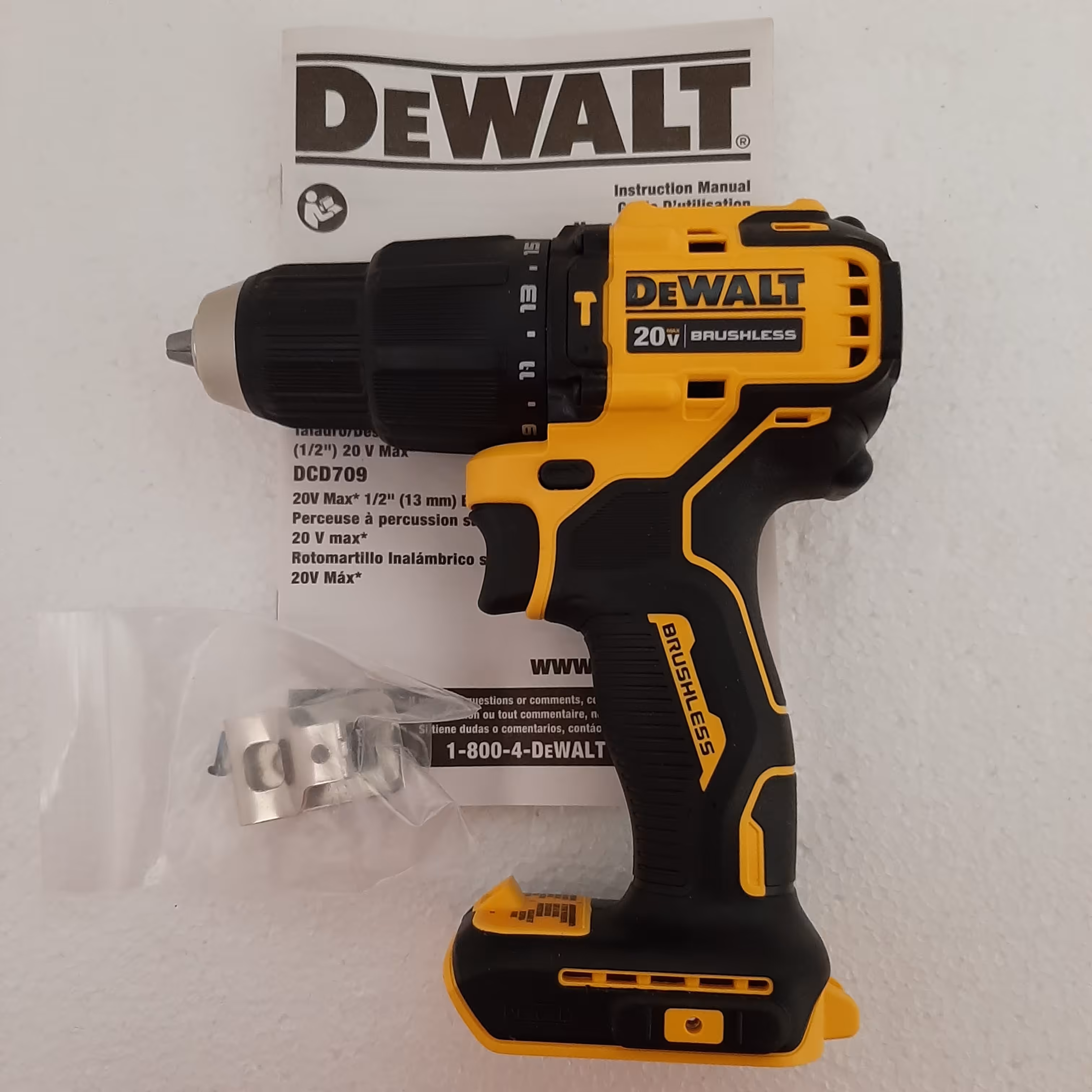 دریل شارژی چکشی دیوالت مدل dcd709 تنه خالی ساخت مکزیک