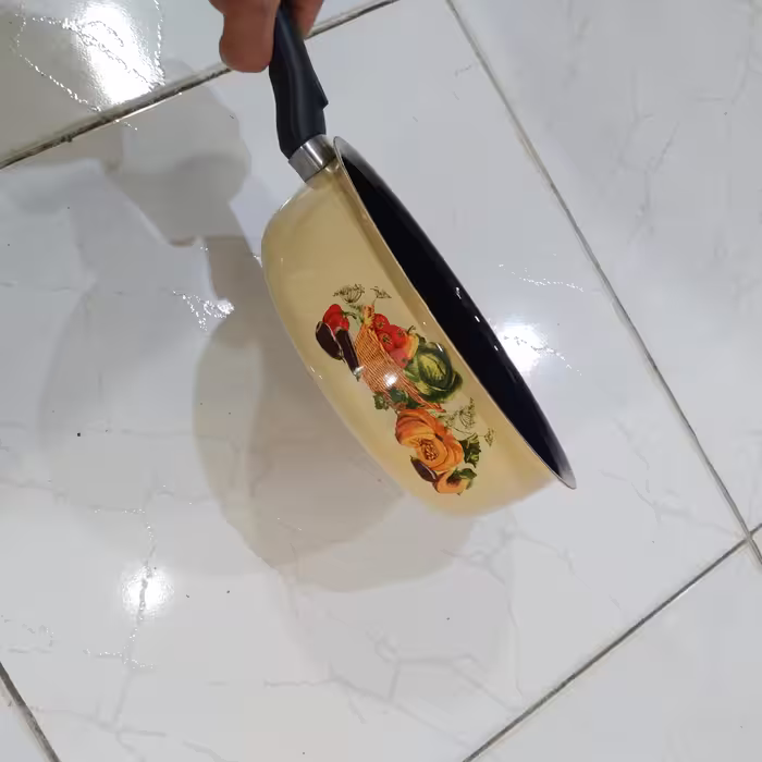 ماهی تابه لعابی روسی لعاب