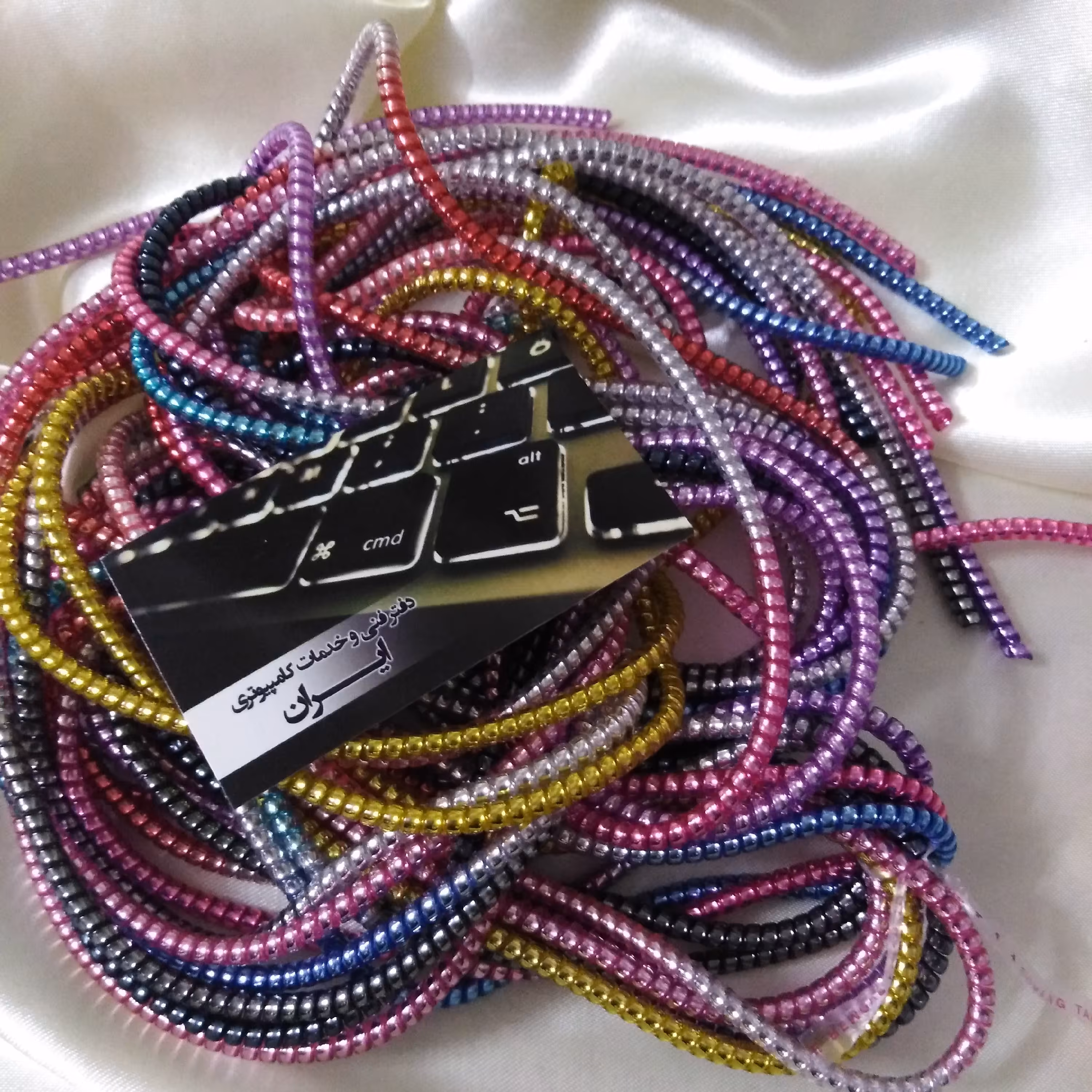 روکش کابل فنری بسیار کاربردی  جنس پلاستیک طول کابل 1.50سانتی متر