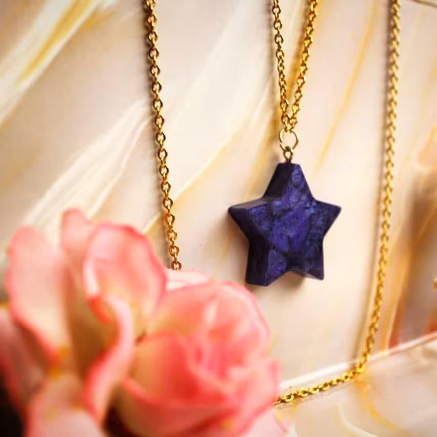 گردنبند ستاره