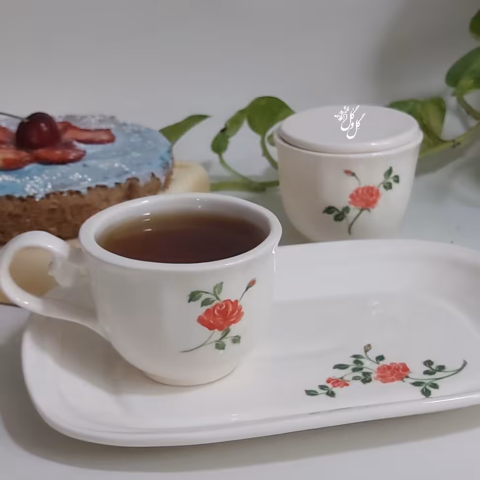 ست فنجان و قندان و دیس سرامیکی رُز قرمز(هزینه ارسال پس کرایه)
