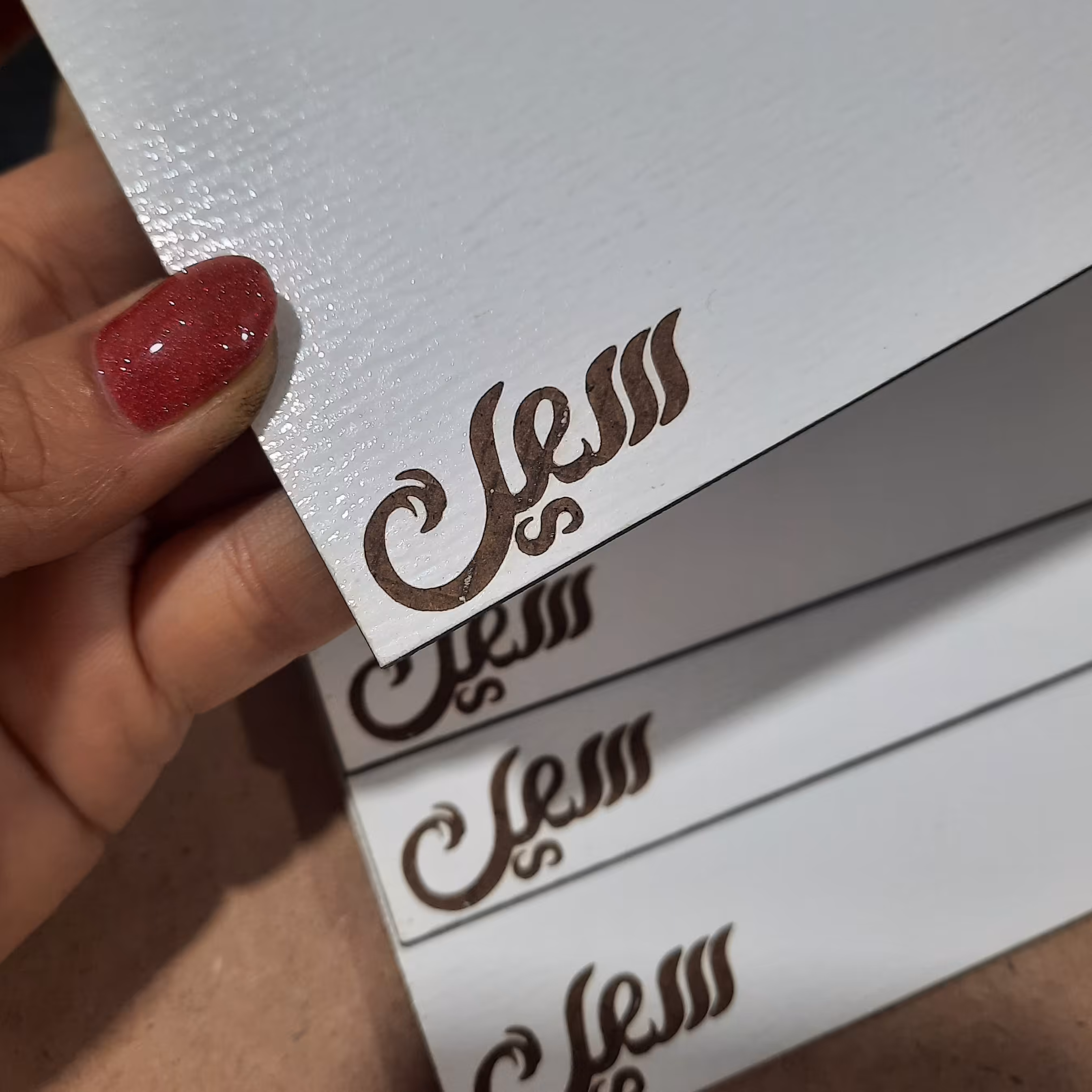 سینی کیک سایز 22 ضد رطوبت مناسب برای قنادی ها در بسته های 100 عددی قیمت مناسب کیفیت خوب 