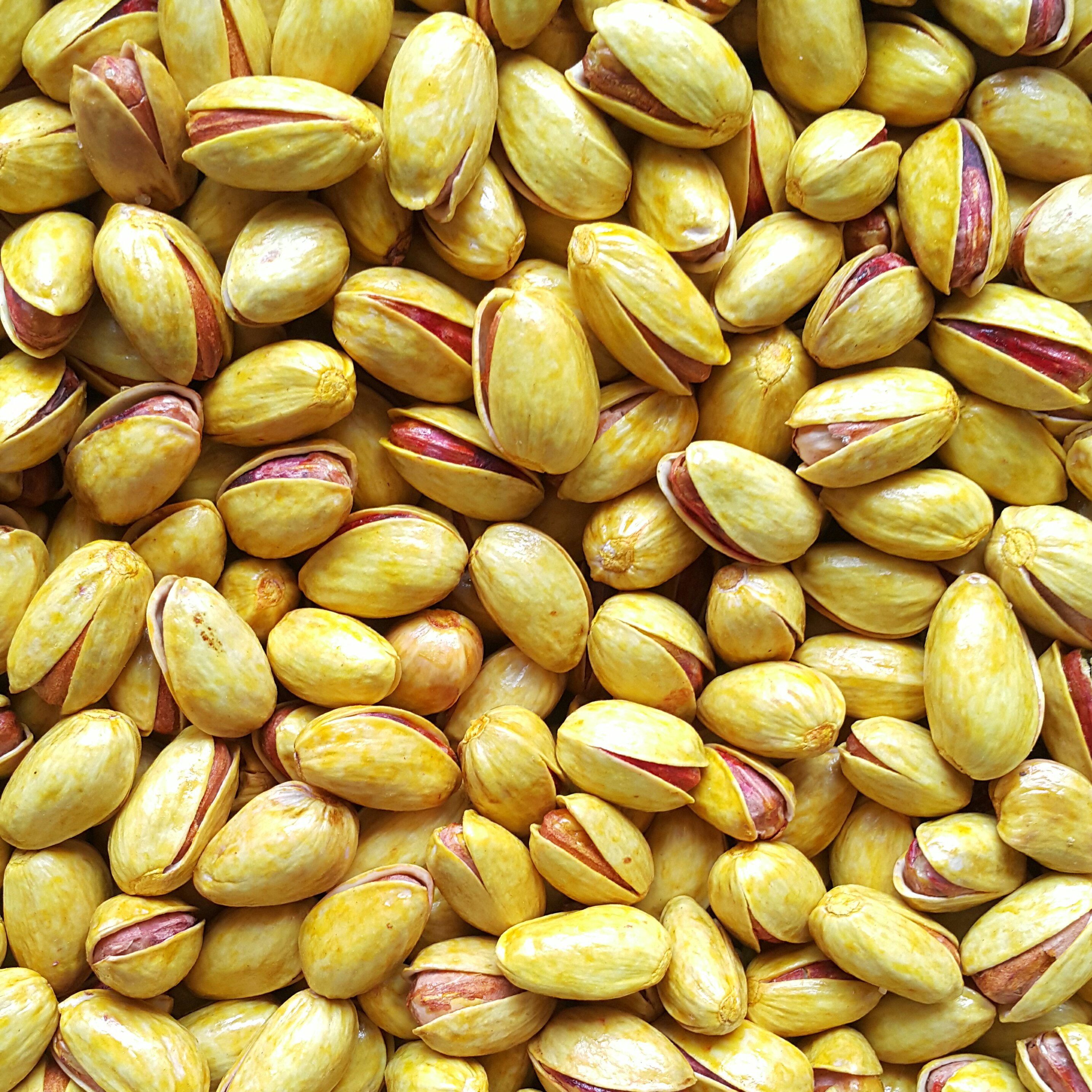 پسته احمدآقایی (20 کیلو) بوداده زعفرانی