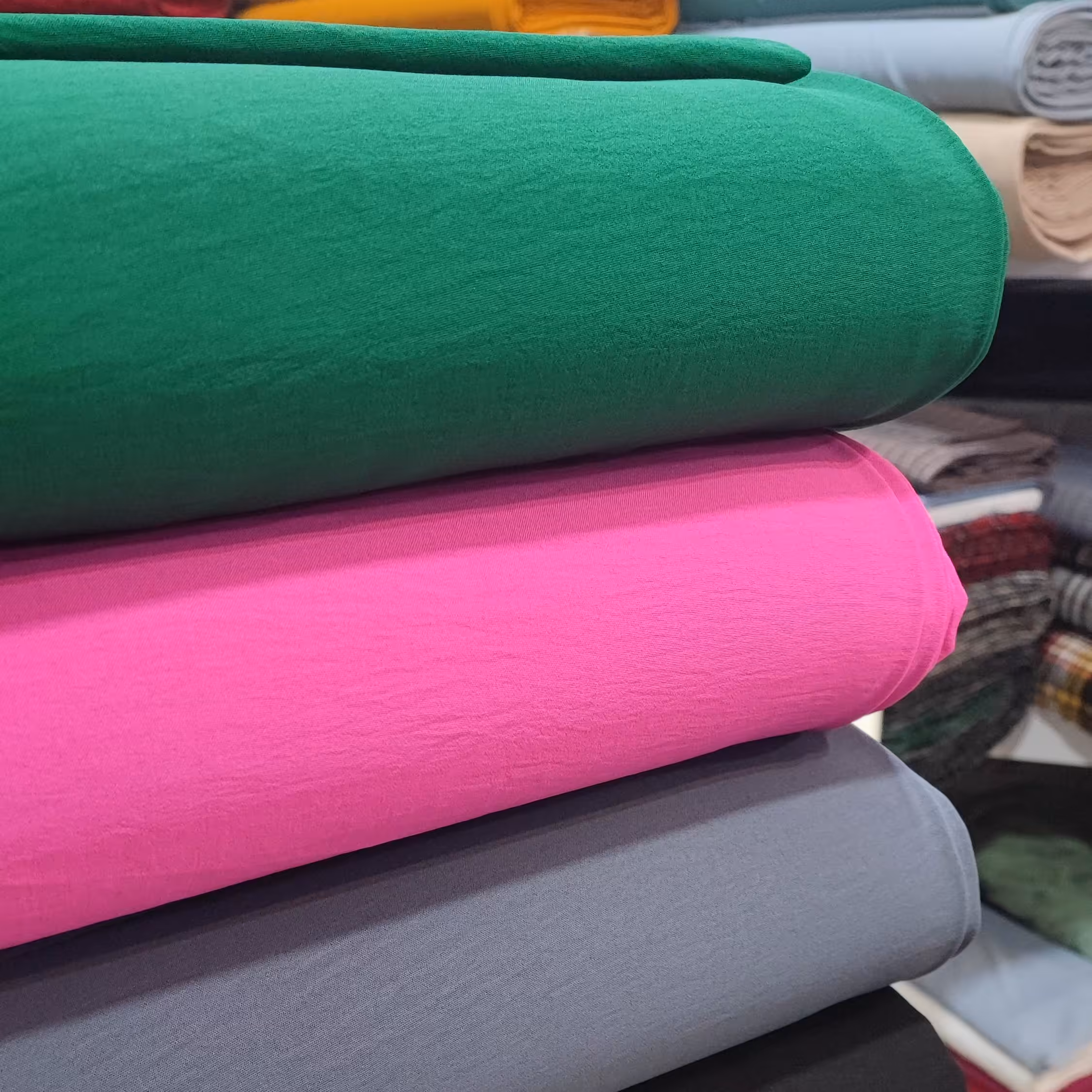 پارچه جدید ابروبادی