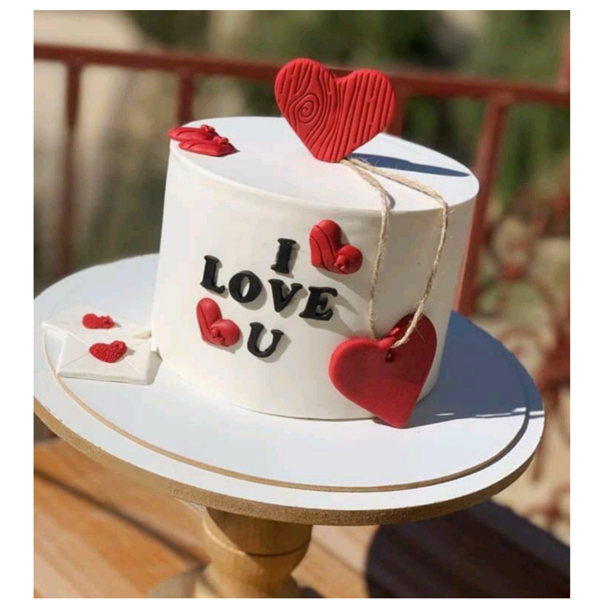 کیک ولنتاین دونفره خانگی ( حدودا نیم کیلویی)