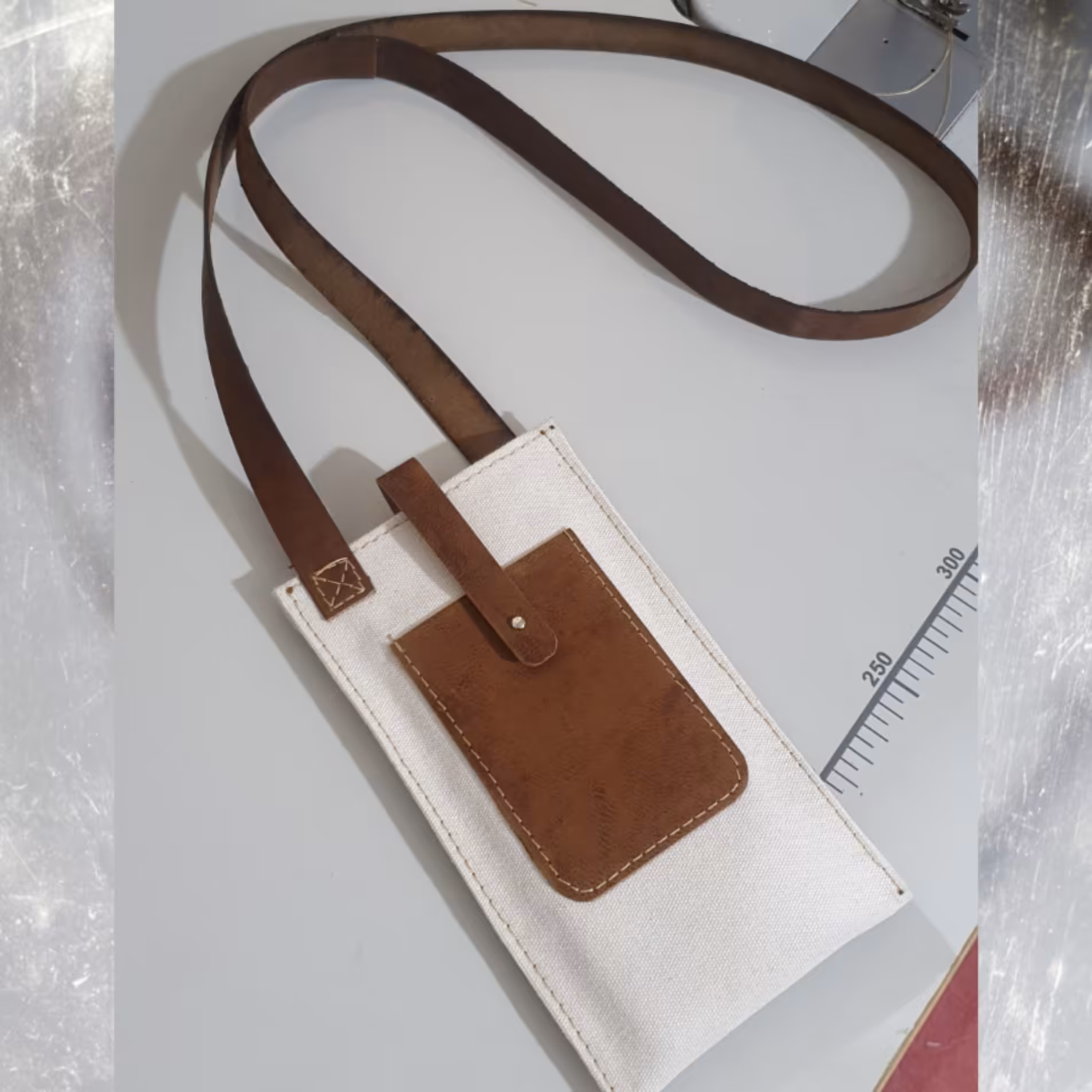 کیف پیاده روی چرم طبیعی و برزنت هدیه تولد و کادویی