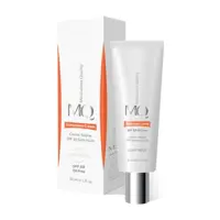 کرم ضد آفتاب فاقد چربی SPF 50 بژ روشن ام کیو حجم 55 میل