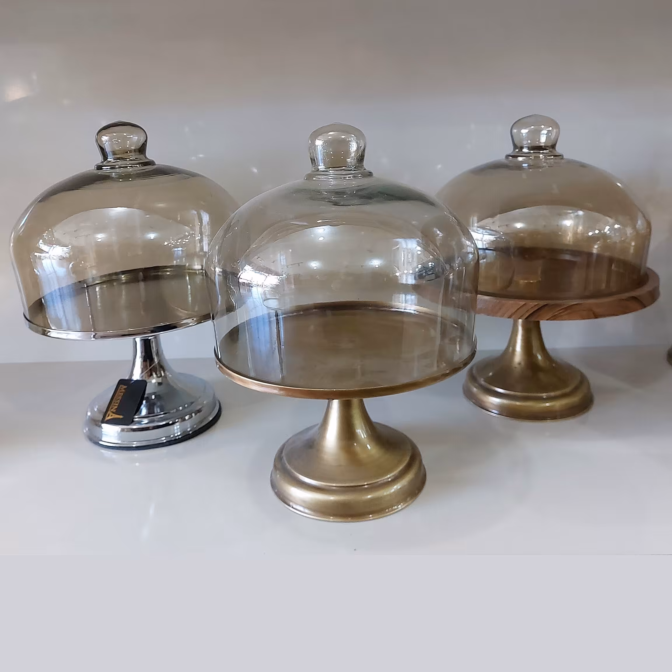 ظرف کاپ کیک  پایه دار متوسط سایز 26 و 27