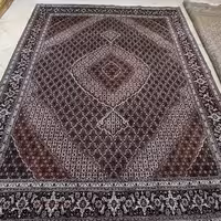 فرش دستبافت تک 9متری نقشه ماهی چله نخ گل ابریشم 40رج. مرینوس بافت تبریز 