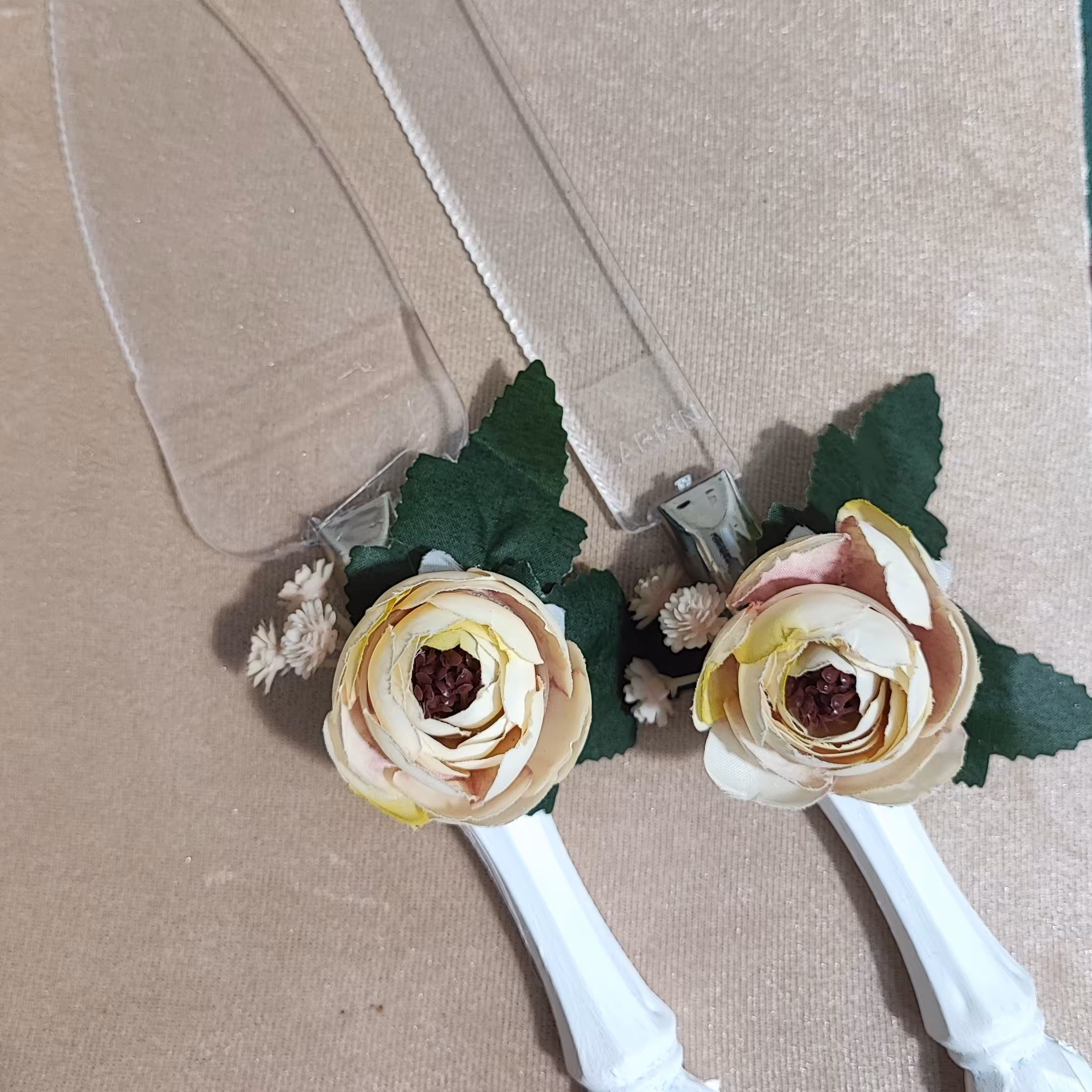 چاقو کیک طرح گل داوودی