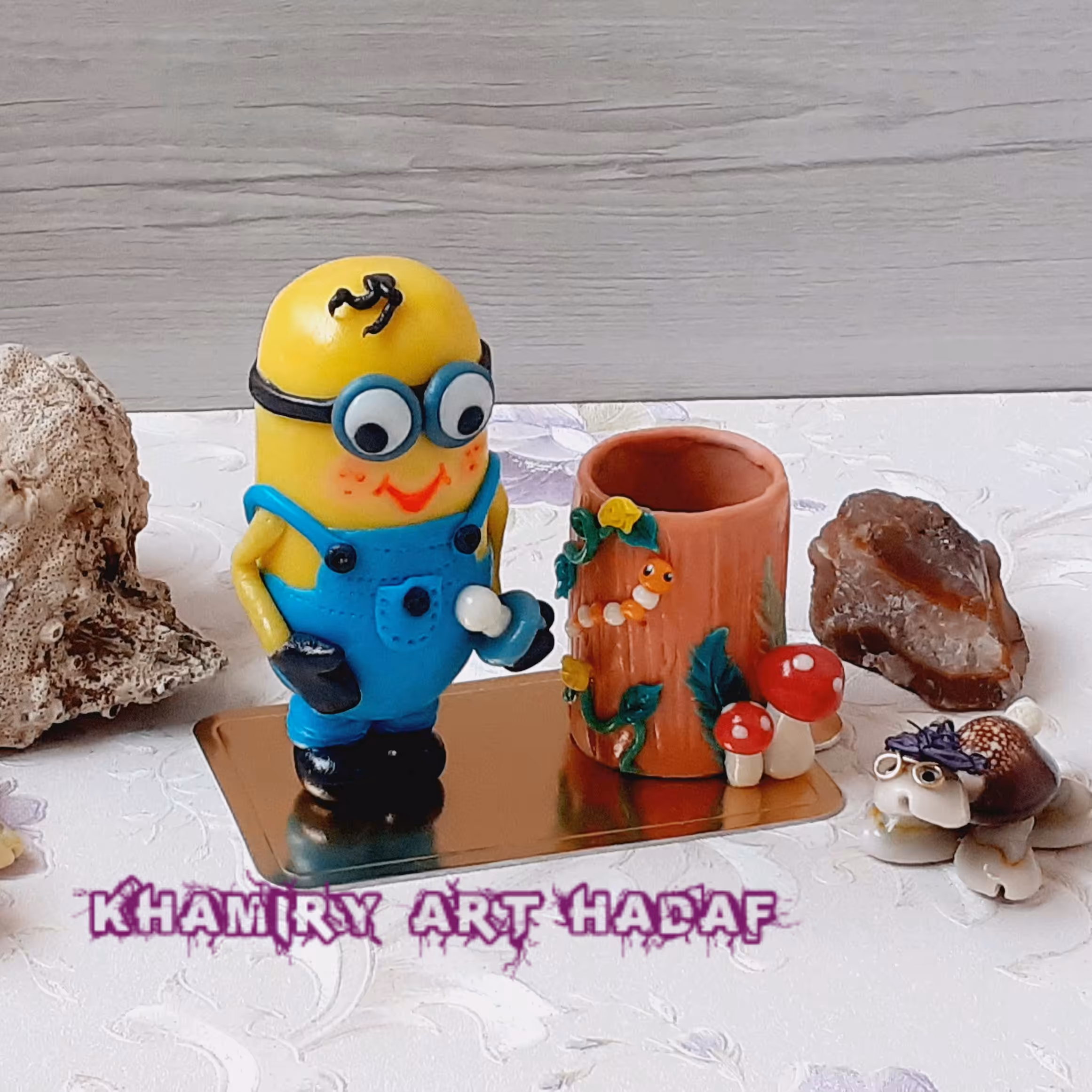 جاخلالی خمیری مجسمه خمیری تاپر کیک خمیری طرح مینیون