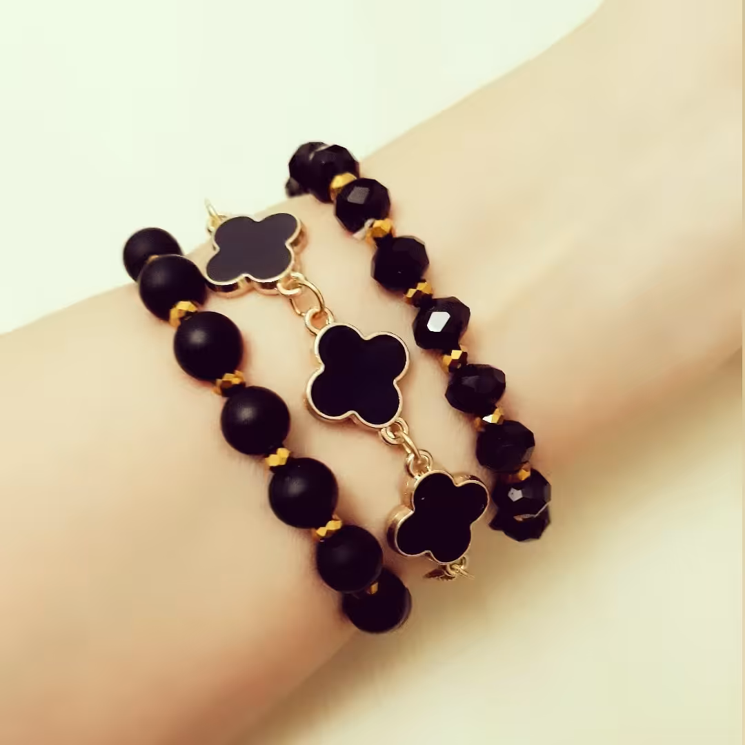 ست دستبند مشکی