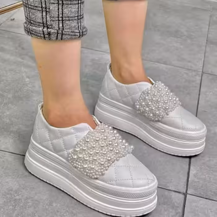 کتانی مرواریدی لژدار