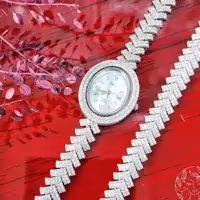 ساعت نقره به همراه دستبند ست  دارای روکش طلاسفید همراه با فاکتور سربرگ دار