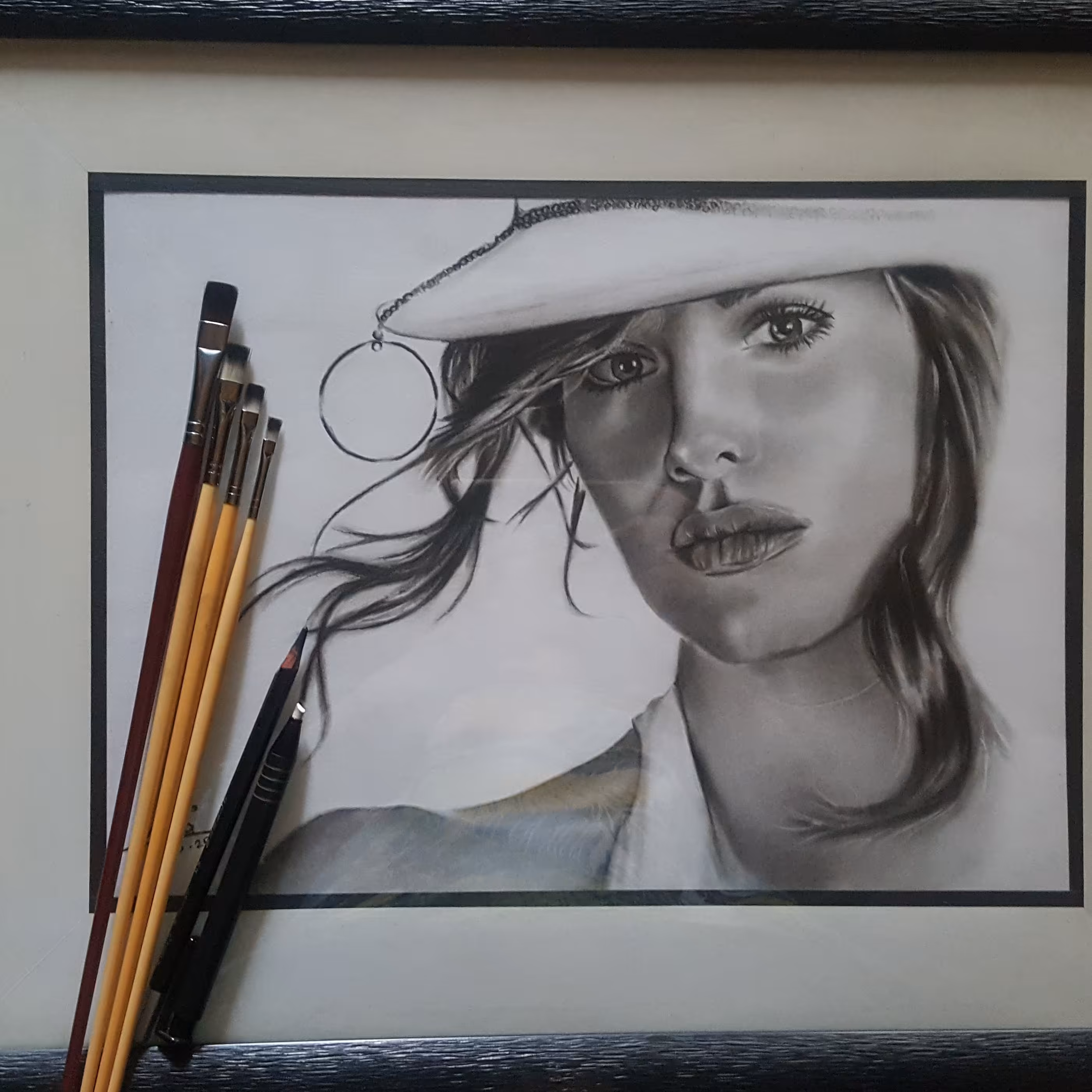 نقاشی سیاه قلم به سفارش مشتری به سبک رئال  سایز A2  و A3 و آماده پذیرش سفارش 