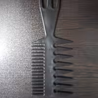 شانه تبری دندانه دار