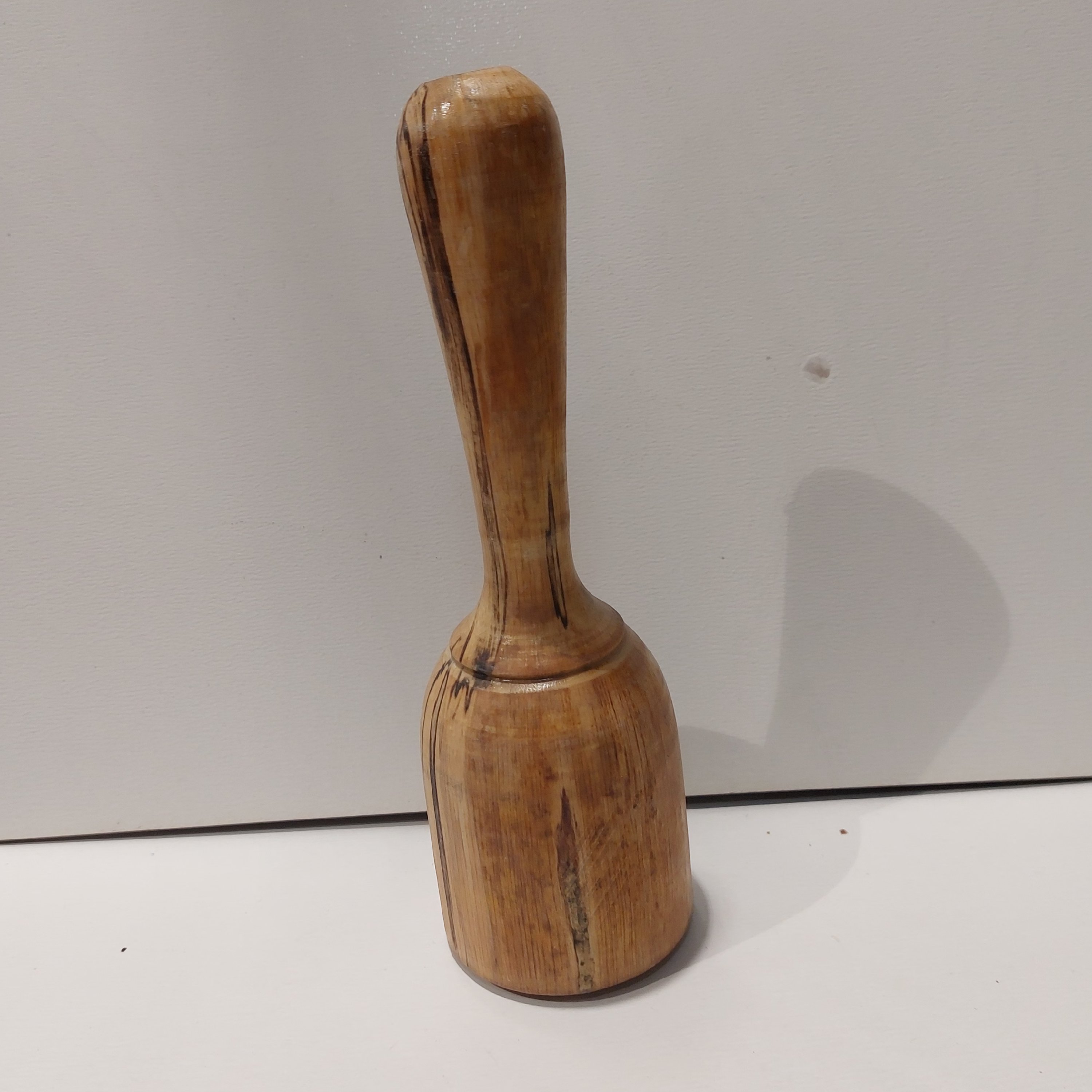 گوشت کوب چوبی یک تیکه
