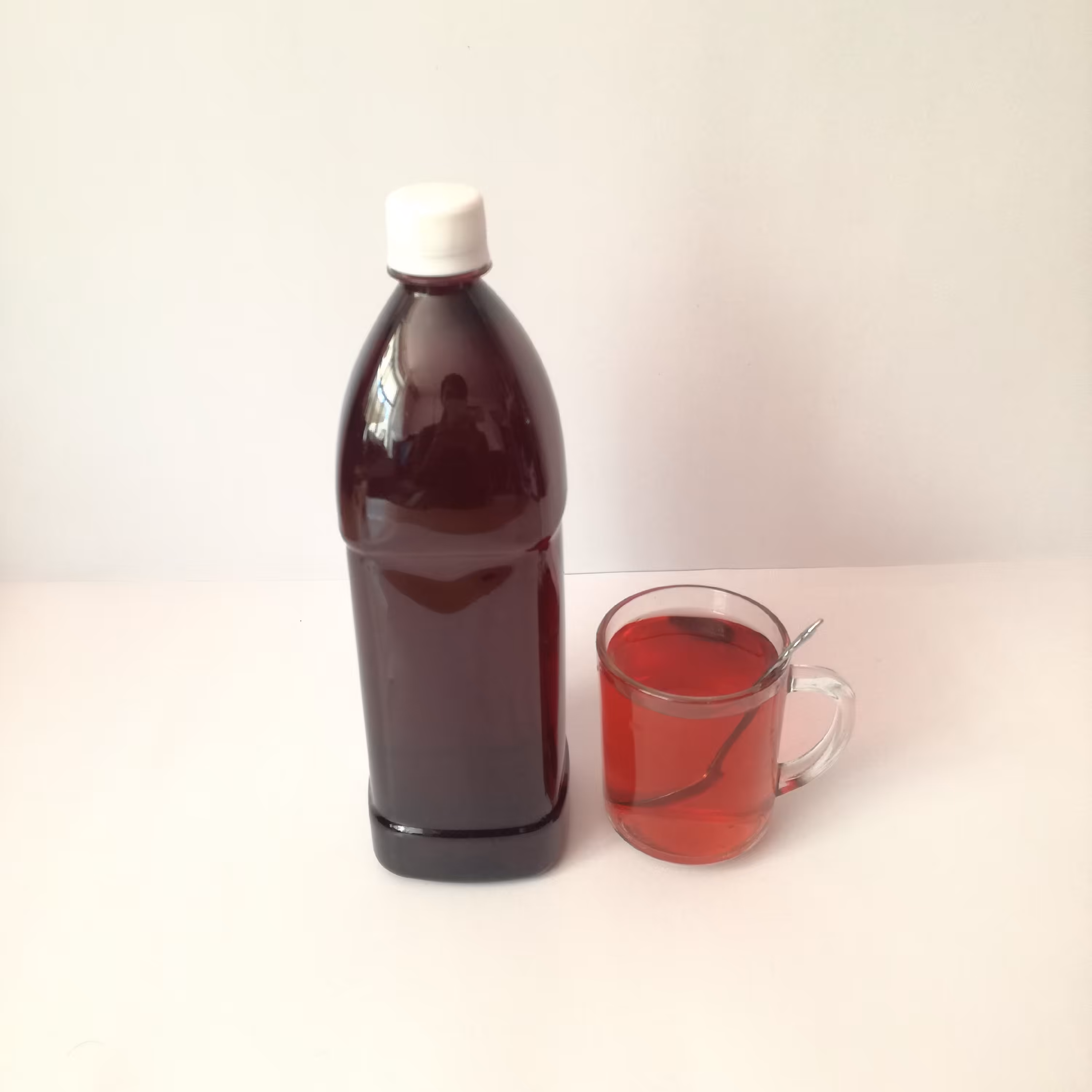 شربت آلبالوی خانگی (1300گرم) 